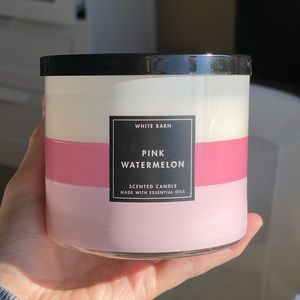 NEW BATH & BODY WORKS WHITE BARN CANDLE - PINK WATERMELON